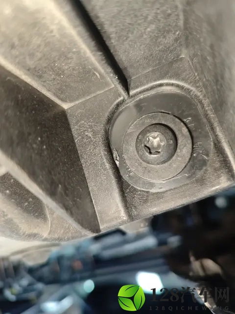 40万拿下保时捷Cayenne，圆你一个跑车梦？-1