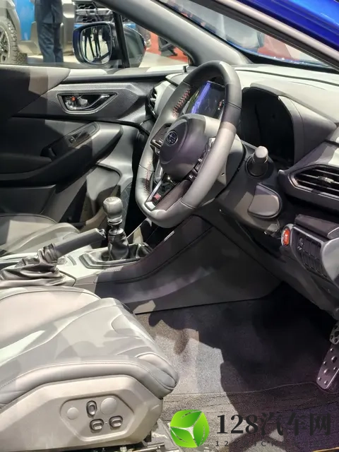 实拍斯巴鲁PERFORMANCE-B STI概念车：传奇可以复活，量产成本不低-3