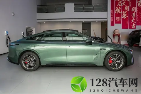 定价2698万元，续航710km，这款星途星纪元ES能否成爆款？-2