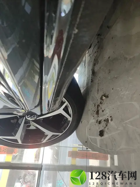 13万多拿下准新帕萨特，这性价比谁顶得住？-1