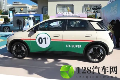 电池租用价格499万起，埃安UT spuer上市，京东、广汽联手了！-1