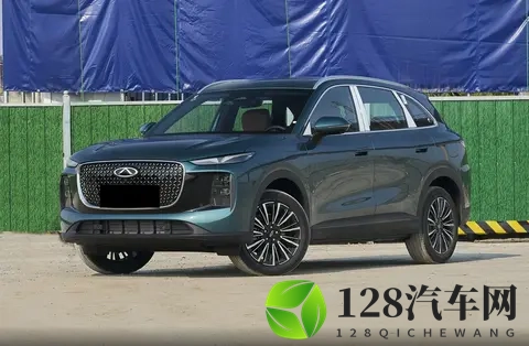 奇瑞也开始卷颜值了？瑞虎8提供双前脸设计，999万元起售-2