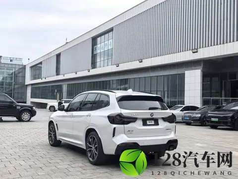 试驾福特智趣烈马增程版 这才是越野人的梦中情车-1