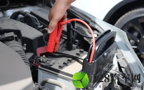汽车电瓶寿命藏玄机:4个信号提醒你该换了-2