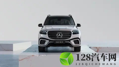 2026款奔驰GLS上市!106万起增配不涨价,奔驰能给你的不仅是面子-1