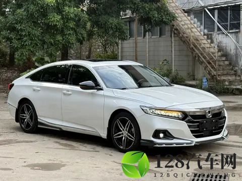 一手准新雅阁,260TURBO幻夜版,13万多开回家!-3