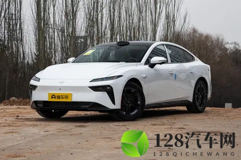 限时价1399万起，标配激光雷达+8295P芯片 东风奕派eπ007+上市-1