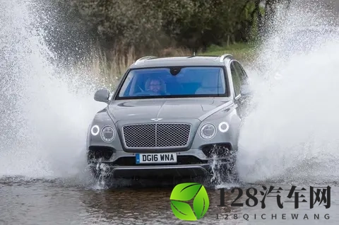 过去25年里,我们见证了现代汽车史上一些最具影响力的车型-1