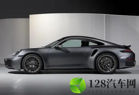 保时捷911 Turbo S:老家伙们眼里永不熄灭的火苗-2