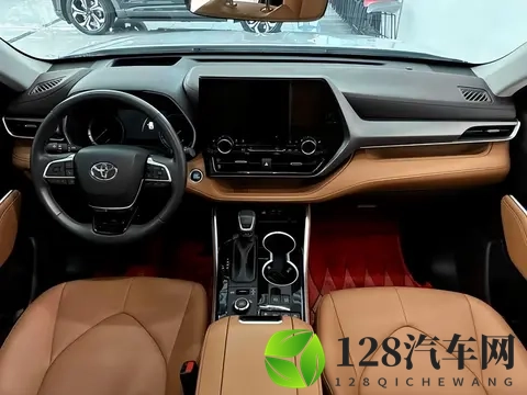 新汉兰达太霸气了！外观媲美大G，24T爆发373马力还超省油-2