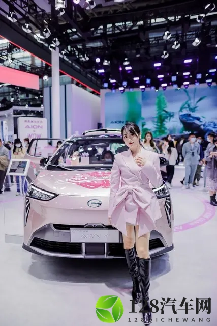 京东造车引爆价格战，49900元国民车来袭！-1