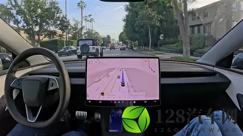 马斯克豪言特斯拉FSD全面入华，为何没了任何响声？-1