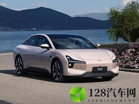 阿明说车侃赛：2026登场！小鹏MONA轿跑SUV曝光，12万起？-1