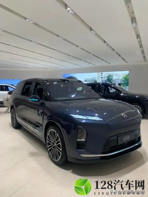 车界巨变：全新ES8引领电动时代潮流-1