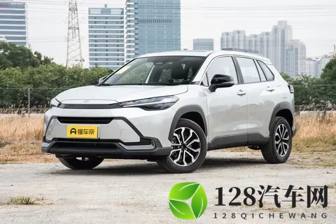 家用锋兰达怎么选？舒适 、豪华 、双擎配置的功能变化-1