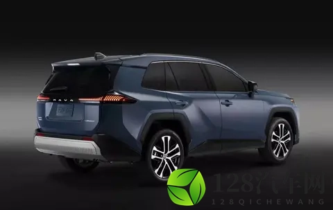 丰田RAV4迎来重大升级！三个版本共7款车，内饰与红杉同步-3