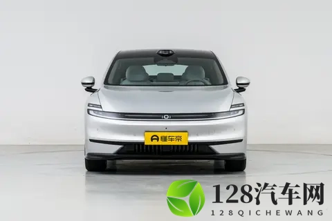 全新一代朗逸Pro售888万起-1