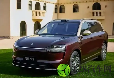 问界卖爆了，宝马还在硬撑，用户用脚投票选未来-1