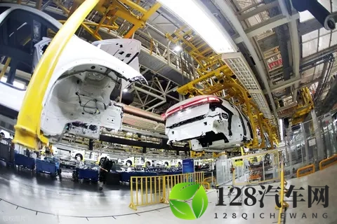 新能源车销售占据半壁江山,蓝海市场切换变红海!-2