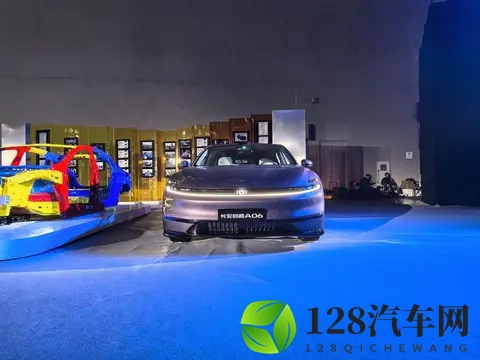 长安启源A06仅1099万起，10-15万家轿市场又一新选择？-2