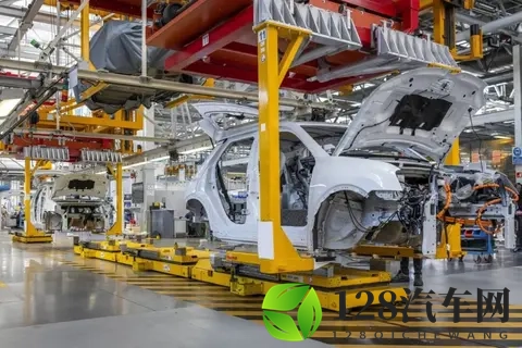 小鹏X9超级增程上市，3098万元起，主打长续航全场景-1