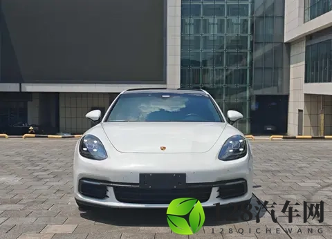 开了6年，7万公里的保时捷Panamera，这价格香不香？-1