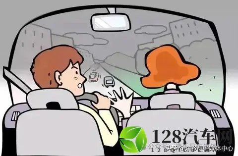 大雾天气如何安全驾驶？这份雾天行车秘籍请收好-3