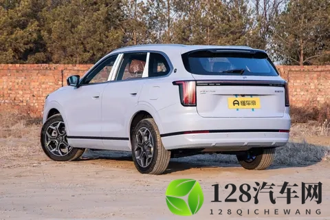 15万级家用中型 SUV 选择！捷途山海 L7 PLUS，把 移动小家开进生活-3