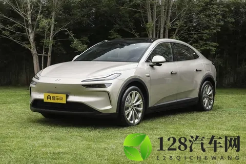 不只为通勤，更为驾驭乐趣！深蓝L06上市，1329万起-1