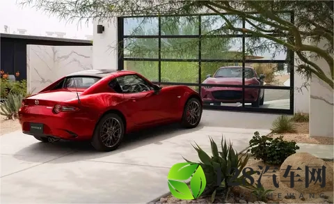 二线日系品牌马自达有转机：10月销量破万辆，增程车驱动销量增长-2