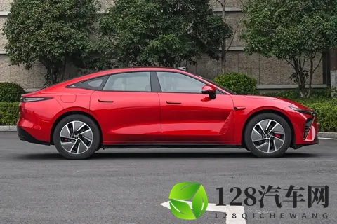 2025款星纪元ES深度体验：产品力全面升级，1528万起，值得买？-2