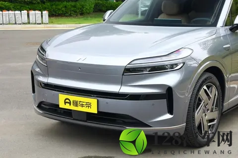 大车难开、行李塞不下？乐道 L90：换电 + 冰箱沙发 + 前后能装-1