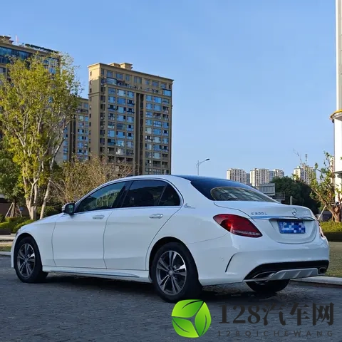 风云A9L增光辉系列，1719万起硬刚领克10EM-P-1