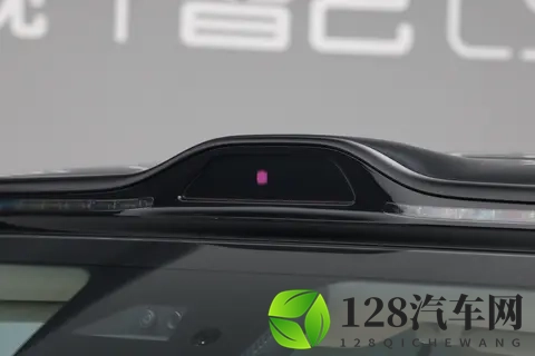 30 万级大六座新选择！智己 LS9 上市：超级增程 + 四轮转向太能打-2