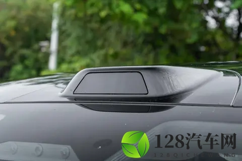 230km纯电+1300km综合续航！2998万起！腾势N8L实力如何？-2