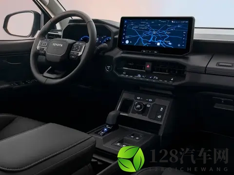 全新丰田HiLux来了:燃油与纯电版本,值不值得入手?-3