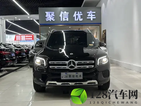 17万多拿下大奔!22款GLB,家用奶爸的新选择?-1