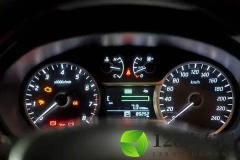 二手车调表猫腻大揭秘！3招教你识破，轻松避坑省万元！-1