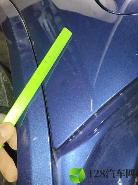 蓝色宝马X3，20万不到，圆你蓝天白云梦！-2