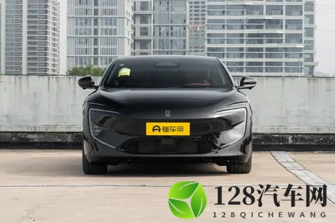 4299 万的移动 KTV + 按摩椅！阿维塔 12 这配置太懂家用豪华了～-2