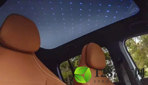 全新一代梅赛德斯-奔驰GLB内饰官图发布 搭载三连屏设计-3