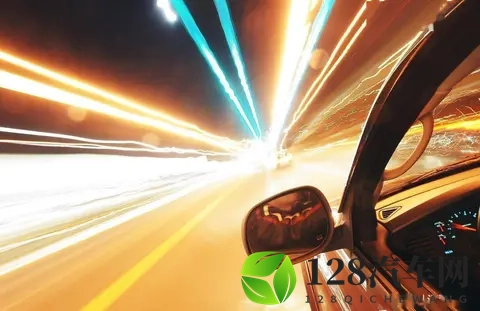 燃油车反杀回来了？新能源时代燃油车回暖怎么回事？-2