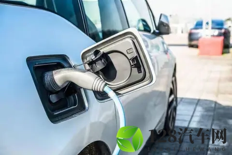 经历了1400公里的高速后，才知道开电车和油车的差别，都是真心话-3