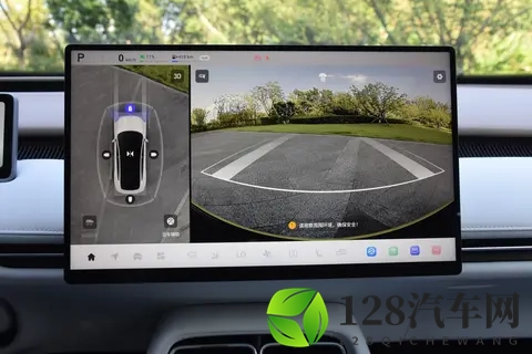 3799万起岚图泰山上市，东风与华为联手重塑旗舰SUV-1