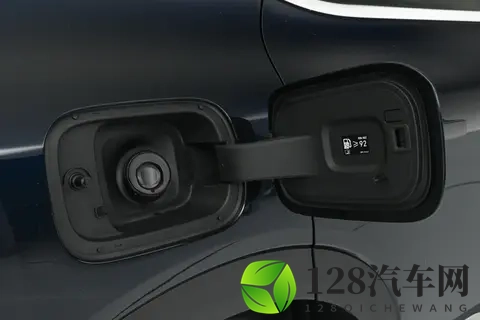 1699 万起！smart精灵#5 EHD 让豪华插混 SUV 接地气-3