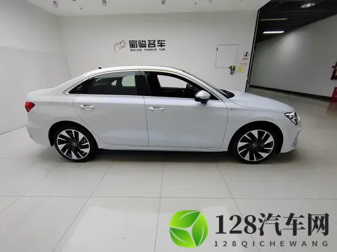 一手准新奥迪A3L，落地亏几万？代步练手好选择！-1
