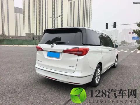 12万多拿下别克GL8，2018款宜商宜家，93秒破百！-1