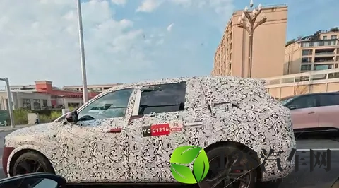 问界M6谍照曝光,鸿蒙智行添新将!预计2026年上市-3