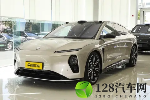 乘皆顶流加持！蔚来 ET9 升级，BBA 地位遭冲击-1