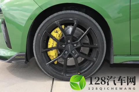 赛道基因下的个性之选,领克 03 2026 款 03+ 20TD TCR 版深度解读-3